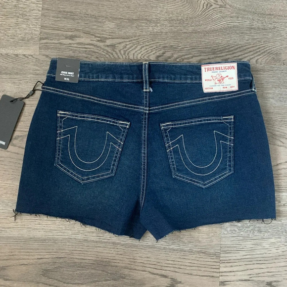 True Religion Jennie Mid Rise Raw Hem Shorts - Size 31 - Dark Scorched Wash NWT - Picture 5 of 15